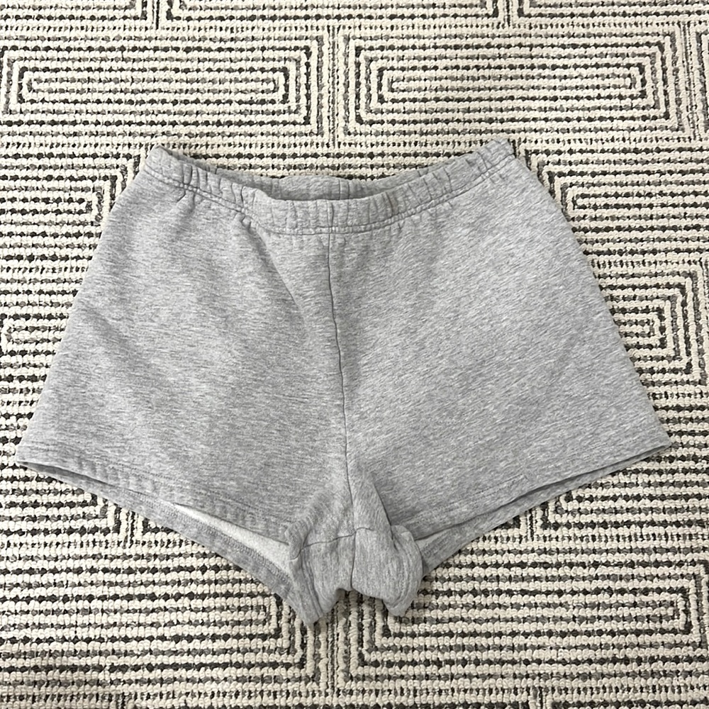 🐚Aritzia Sweatshorts
